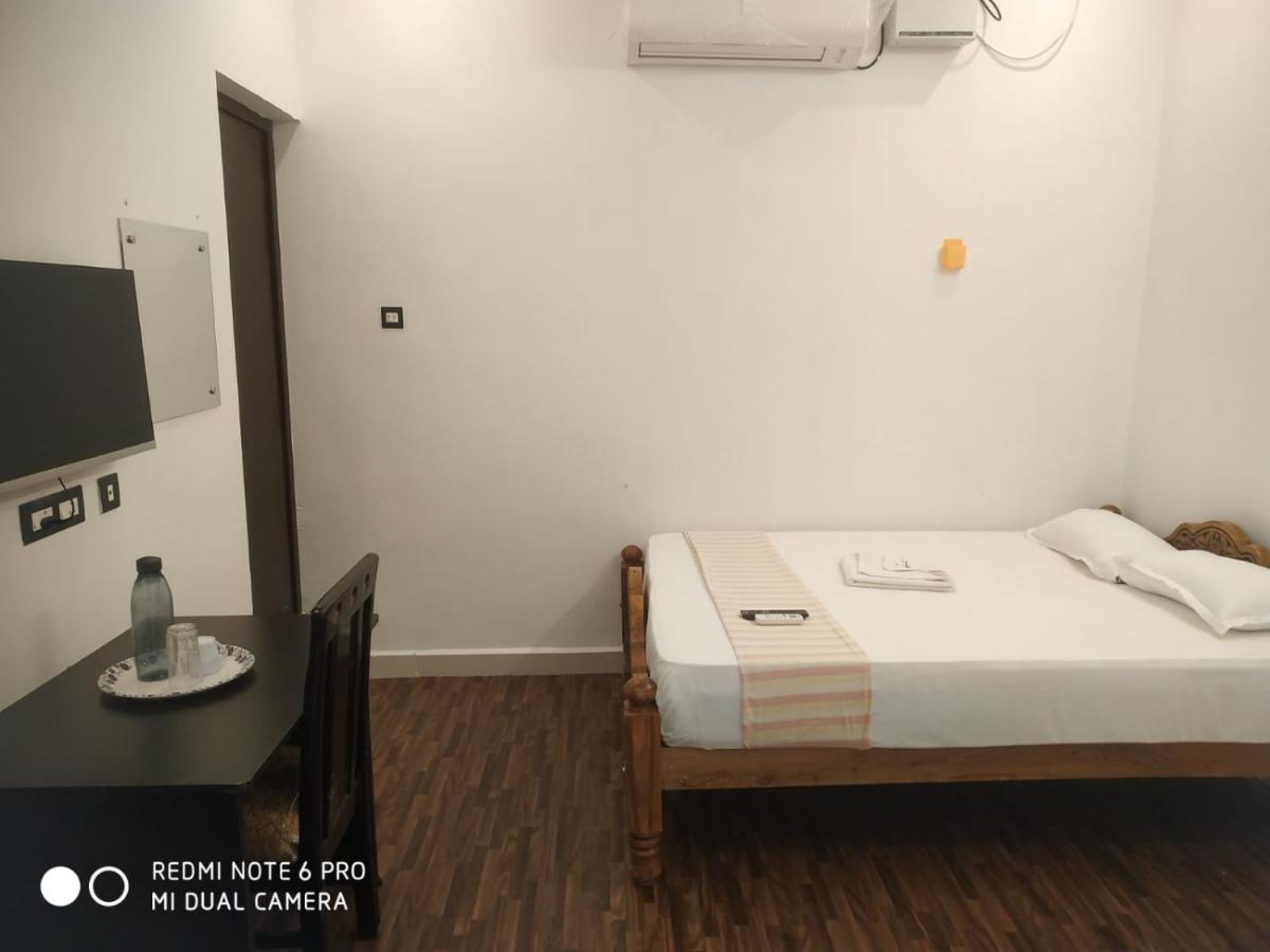 Bluemoon Homestay Pondicherry Esterno foto